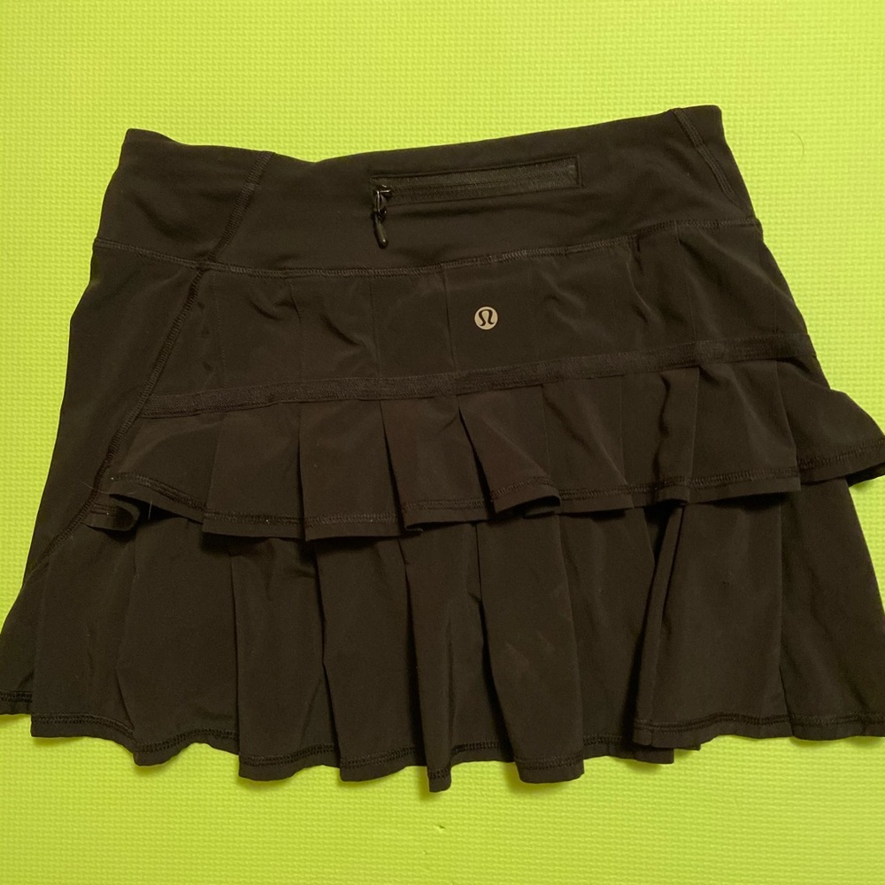 Black Lululemon Tennis Skirt